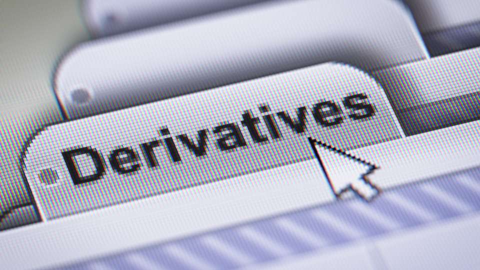 Computer screen displaying a derivatives menu tab.