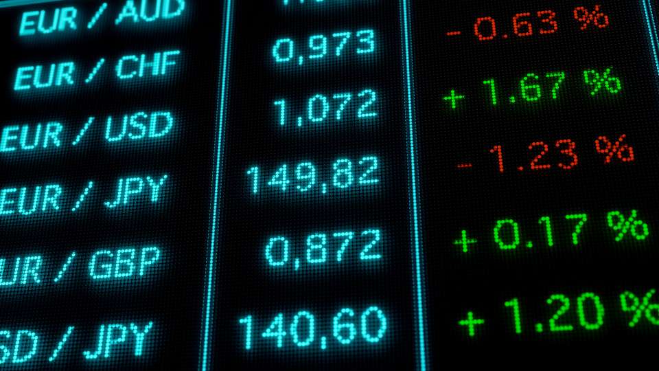 Digital currency exchange rates screen showing EUR/AUD, EUR/CHF, EUR/USD, EUR/JPY, EUR/GBP, and USD/JPY with percentage changes.