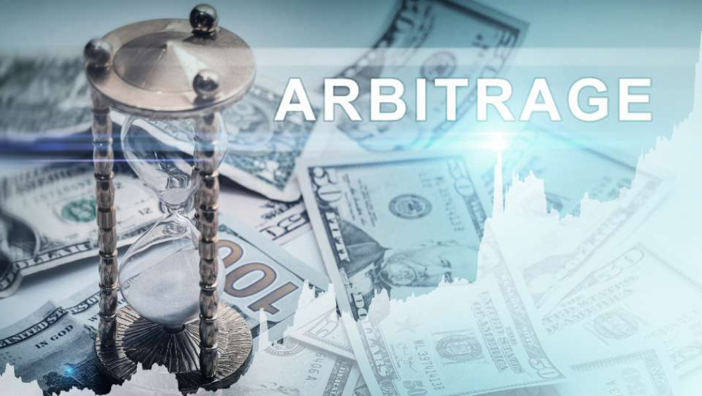 Hourglass with US dollar bills and the word "ARBITRAGE" overlayed, symbolizing financial opportunity and time.