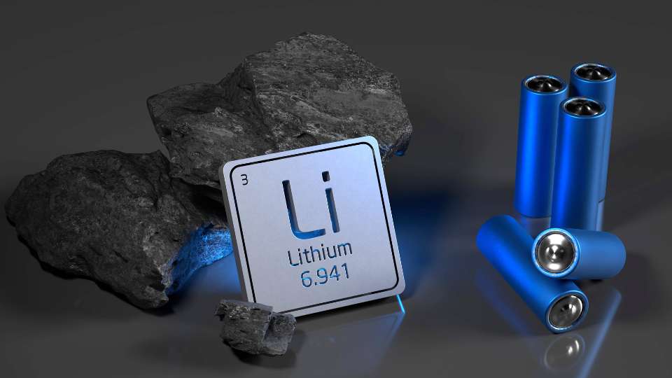 Lithium element with metal rocks and battery cells.