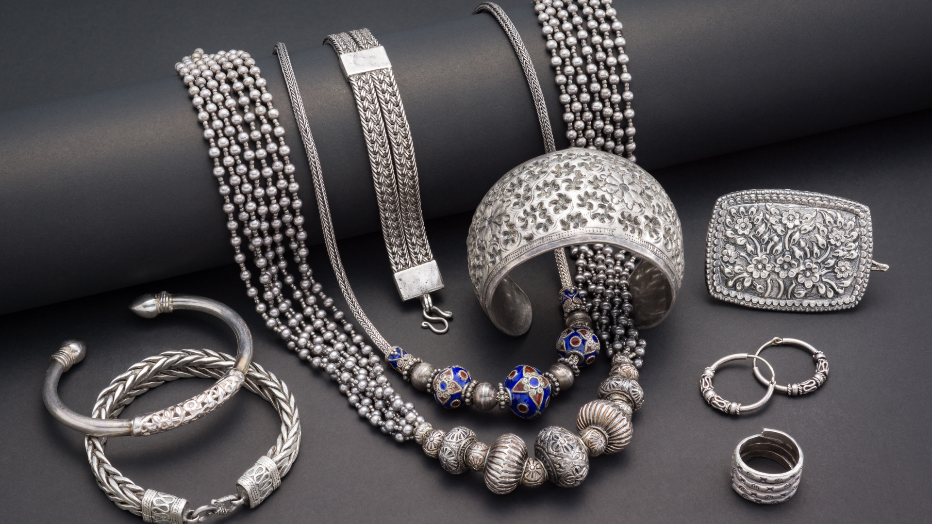 traditional silver jewelry